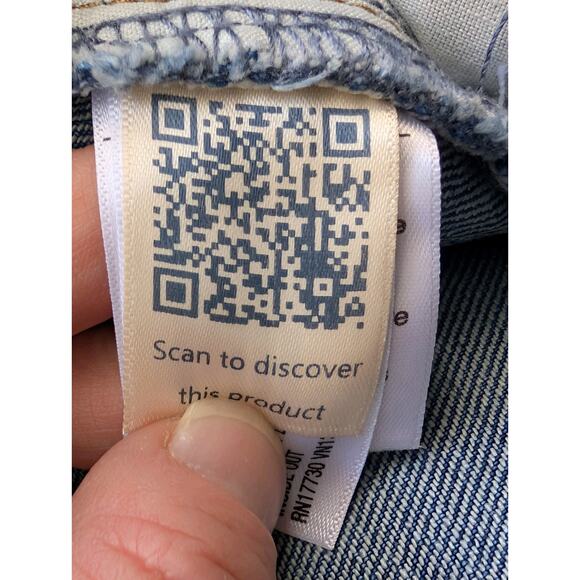 Universal Thread Womens High Rise 90s Slim Jeans Sz 26R Light Blue Distressed - Picture 9 of 11